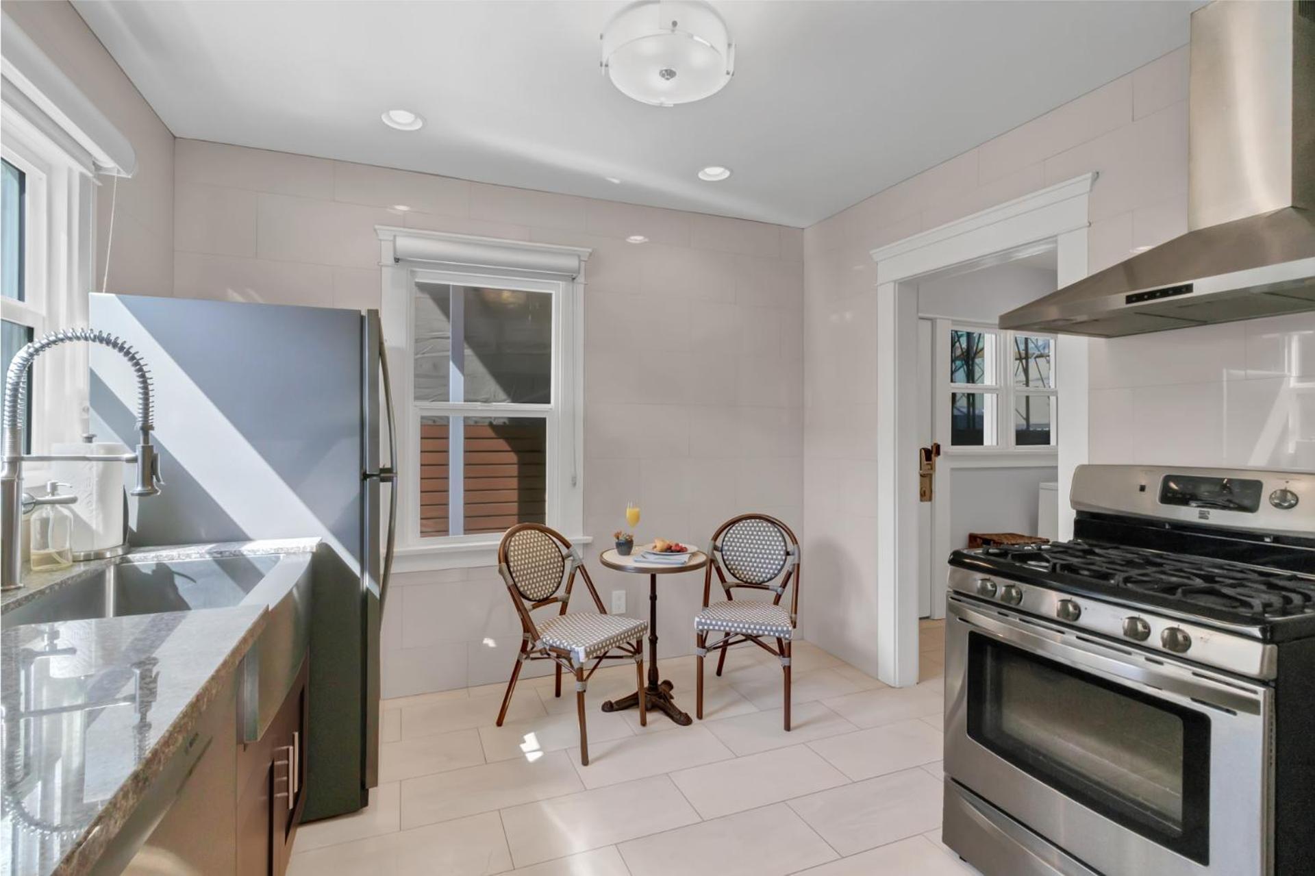 East Village Apartments 롱비치 외부 사진